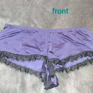 NWT Cacique cheeky booty panty w/sequin 18/20